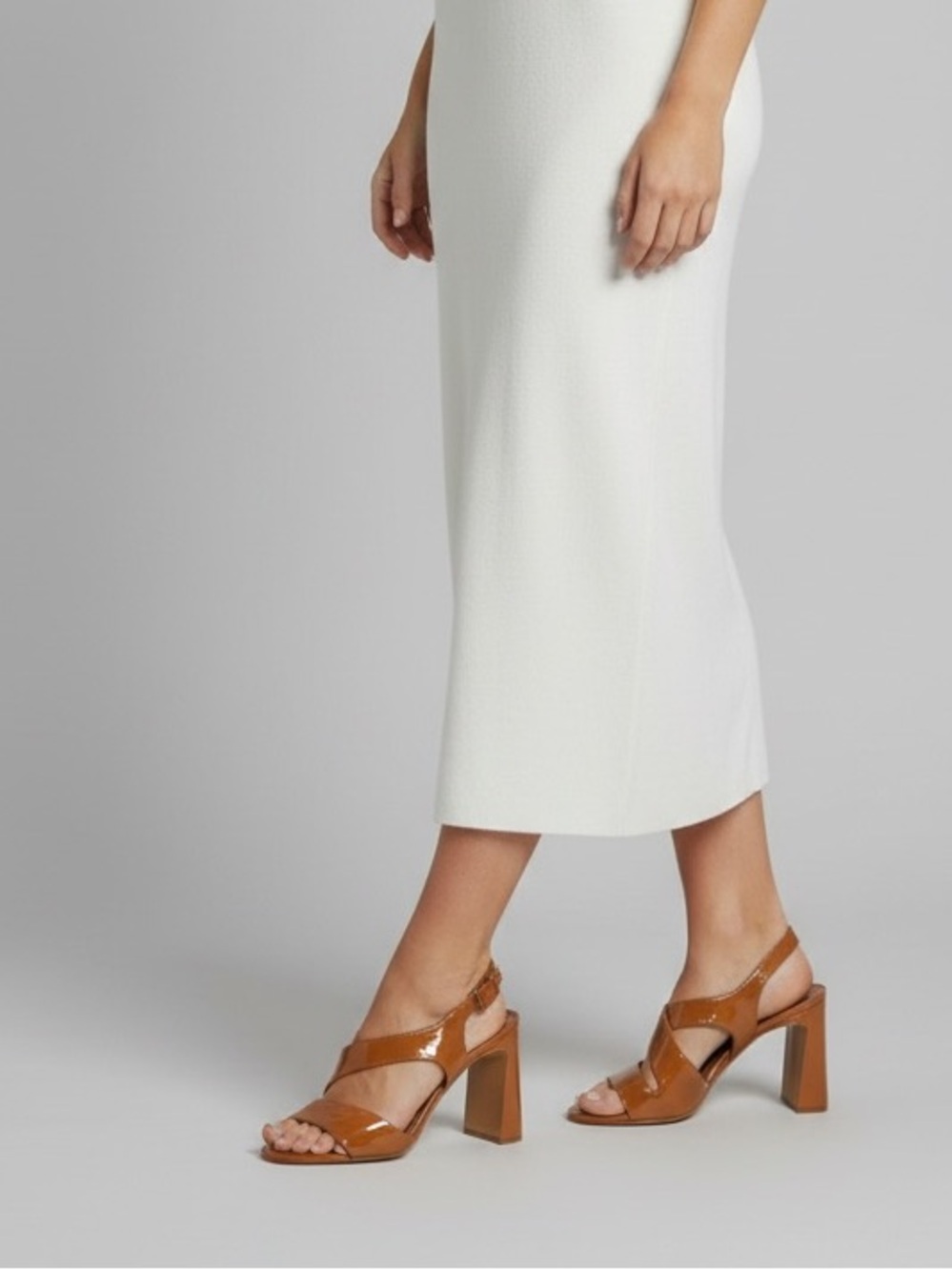 Vince Camuto | Abbeanna Tawny Patent Slingback Heels 8.5M